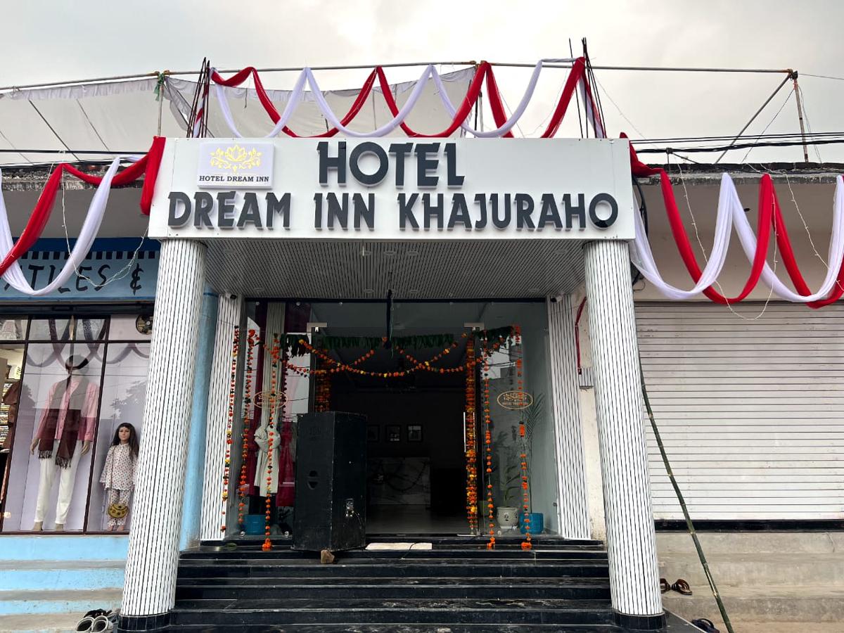 Hotel Dream Inn Khajuraho photo 1