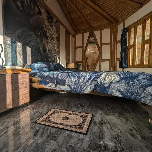 QINTI QUETZAL photo 5