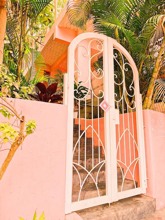 My Sisters House photo 2