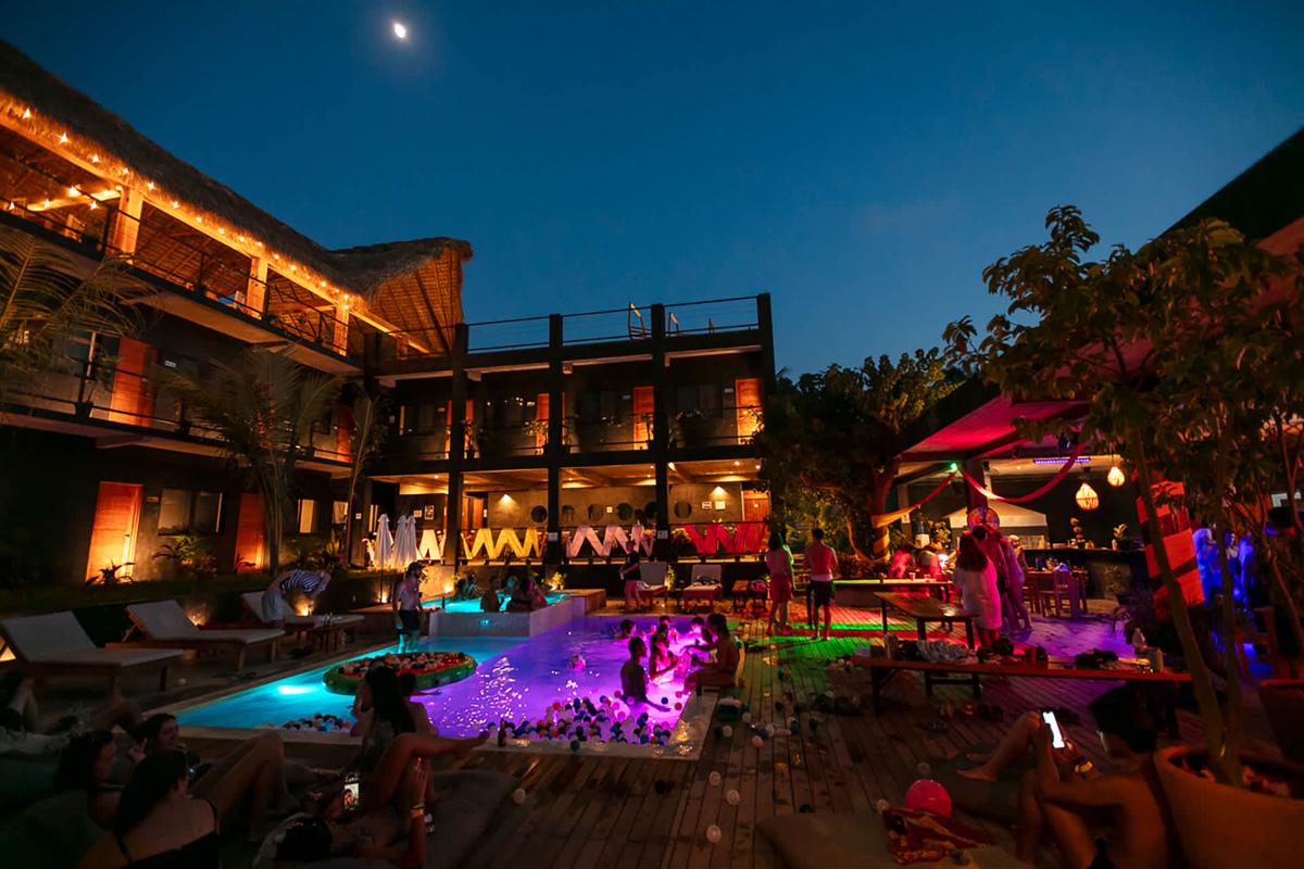 CHE Puerto Escondido Hostel & Bar photo 2