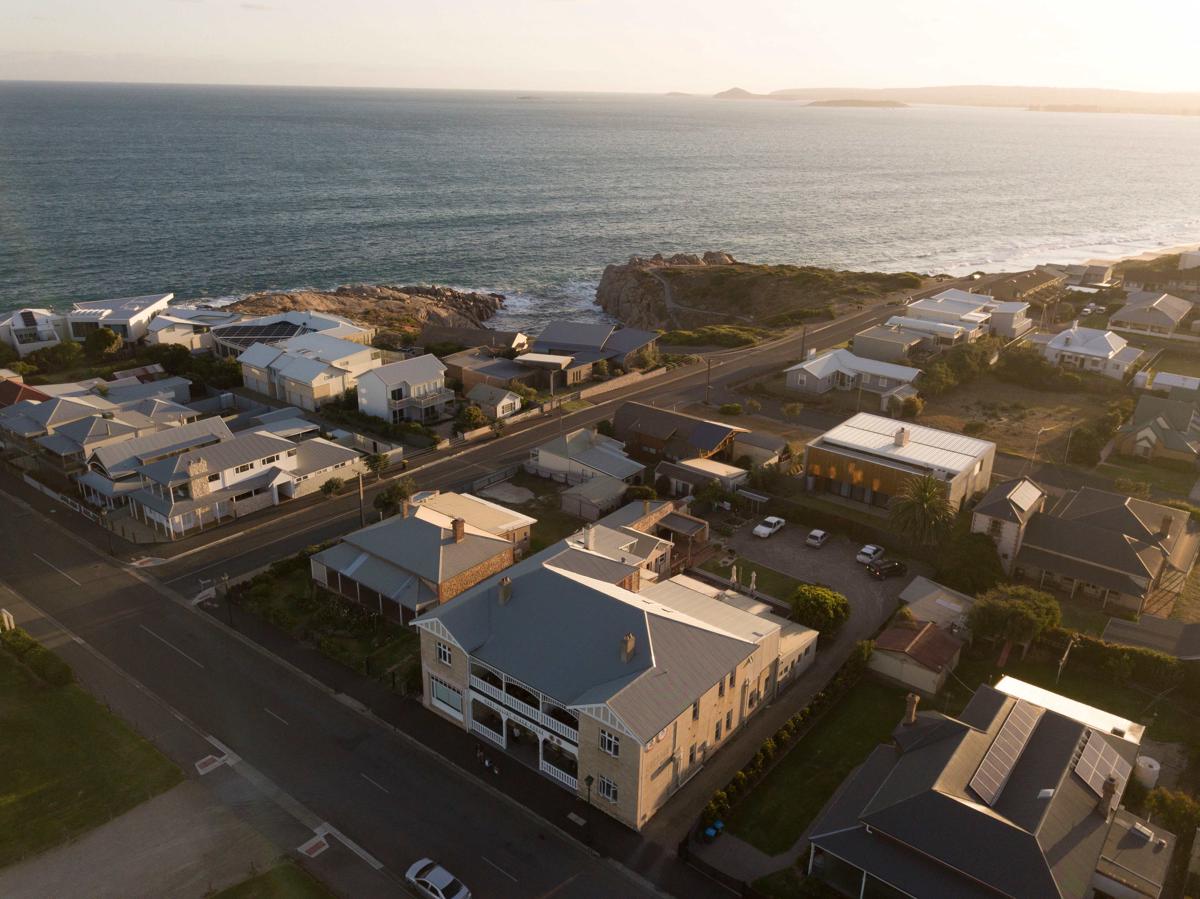 YHA Port Elliot Beach House photo 3