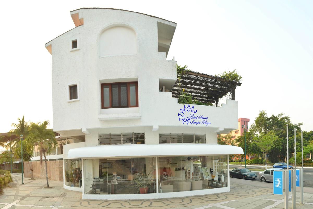 Hotel Suites Ixtapa Plaza y centro comercial photo 1