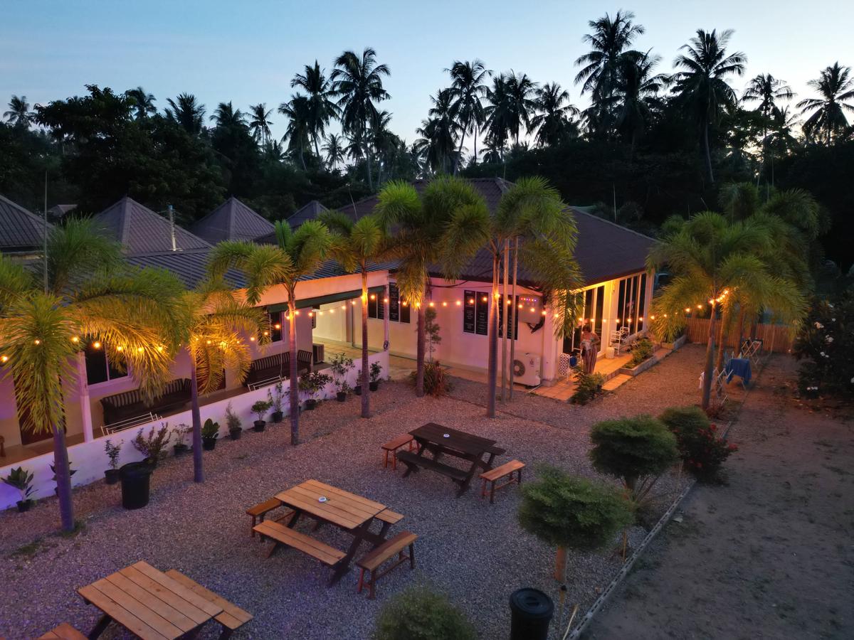 Jungle Hostel Koh Tao photo 3