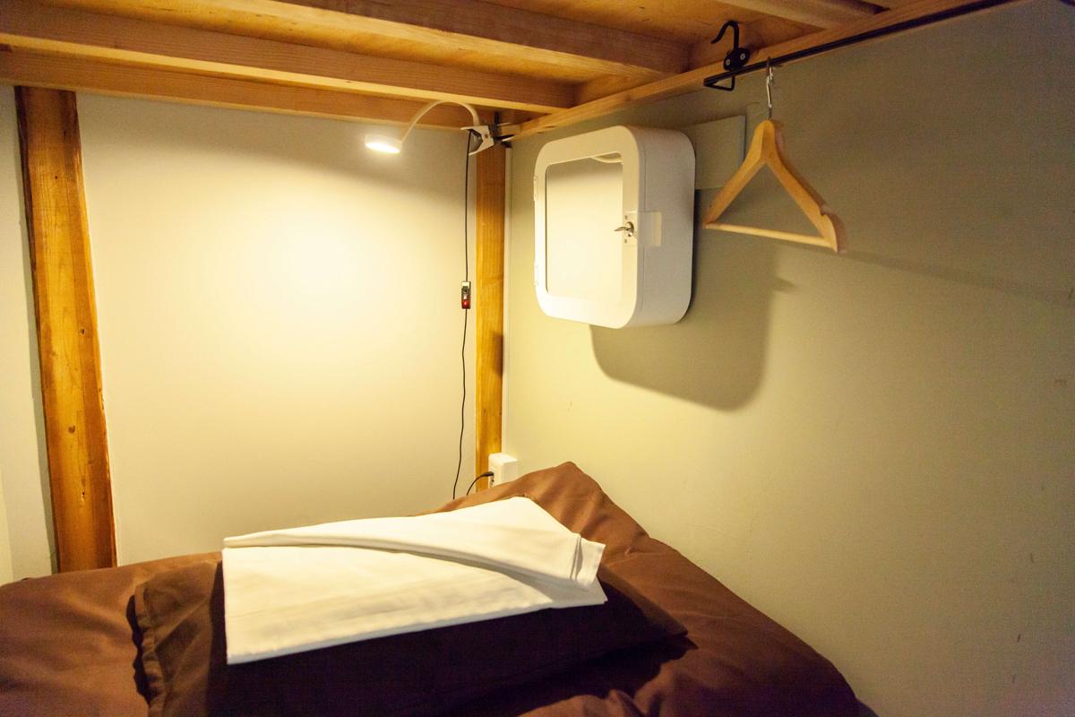 Fukuoka Guesthouse HIVE photo 4