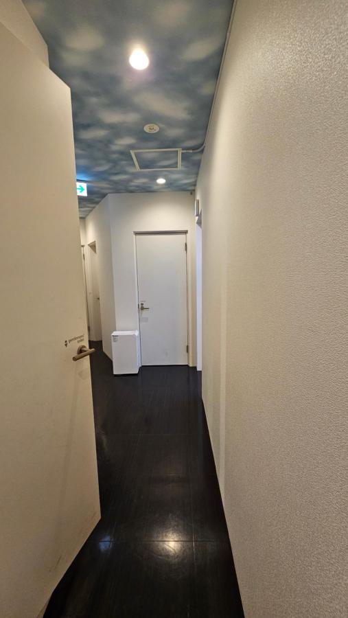 Plat Hostel Keikyu Asakusa Karin photo 6