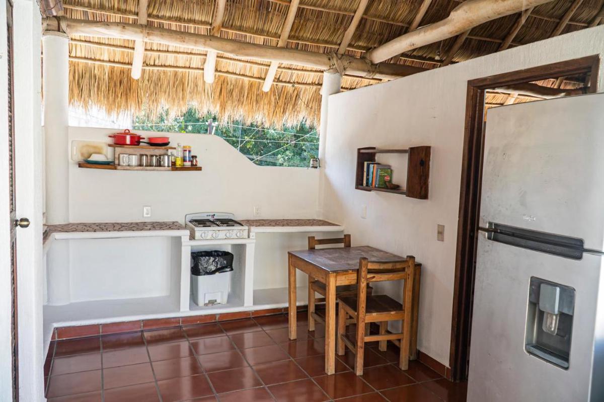 Akali Hostel and Surf House photo 5