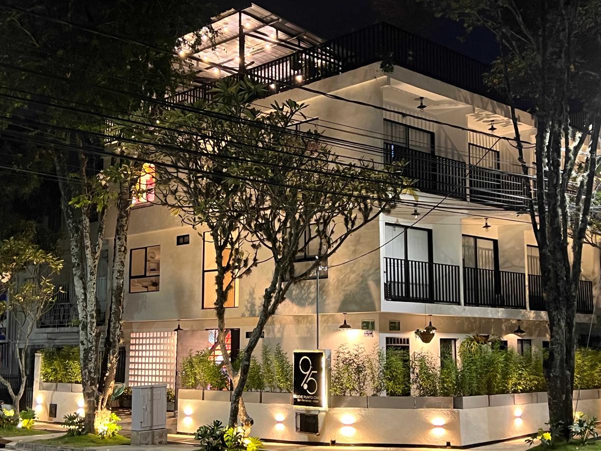 Hotel 9.5 photo 2