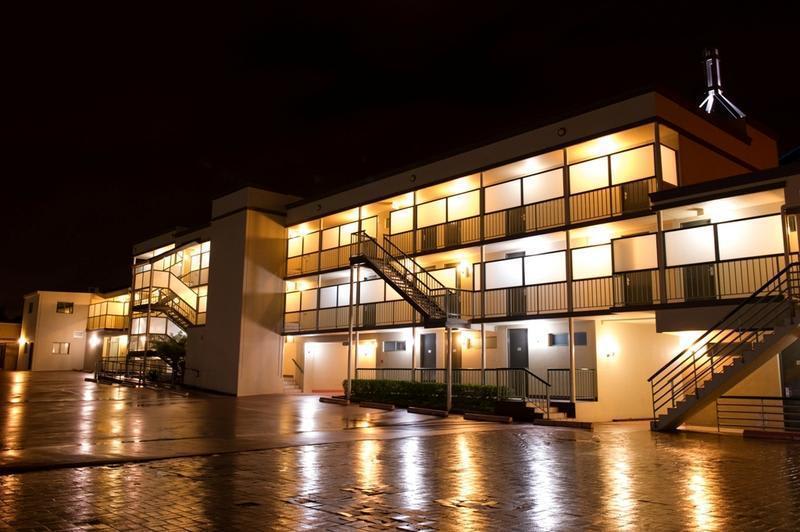 Waverley International Hotel photo 1