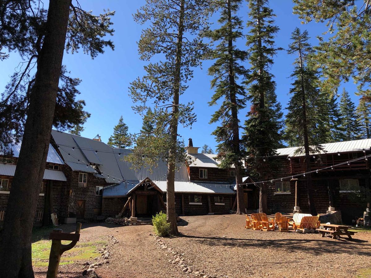 Clair Tappaan Lodge photo 1