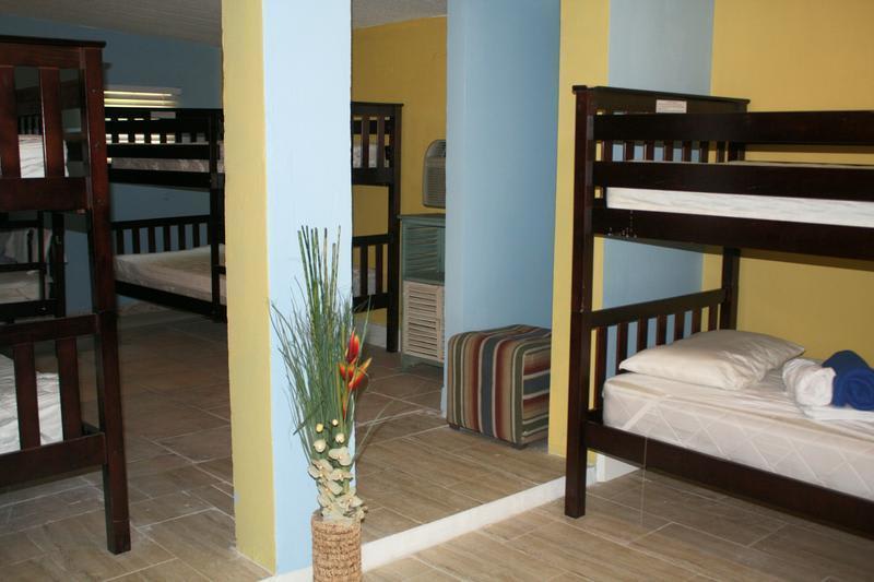 Hollywood Beach Hostel photo 2