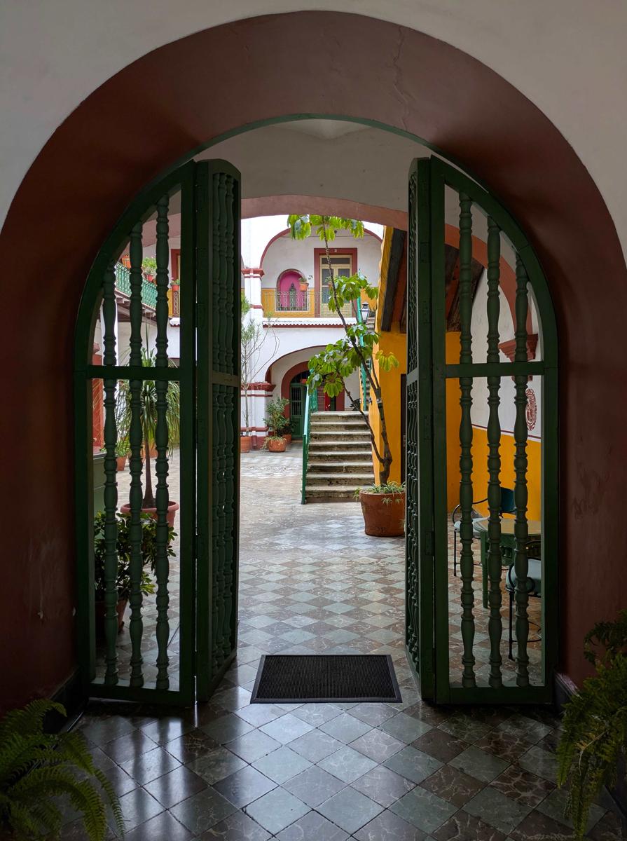 Hotel Principal photo 2