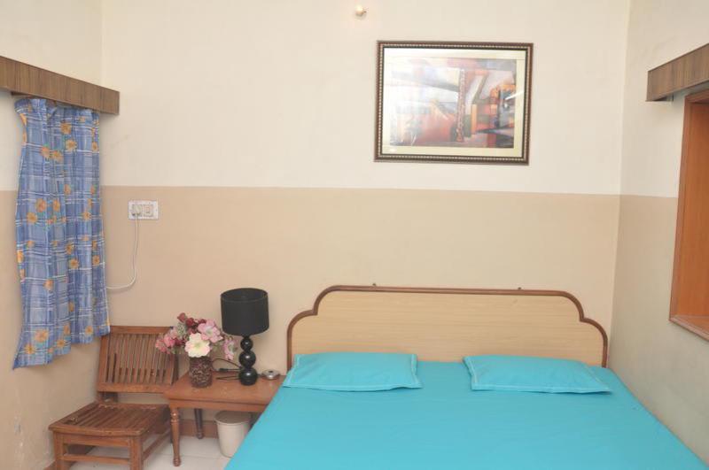 Hotel Satkar photo 2