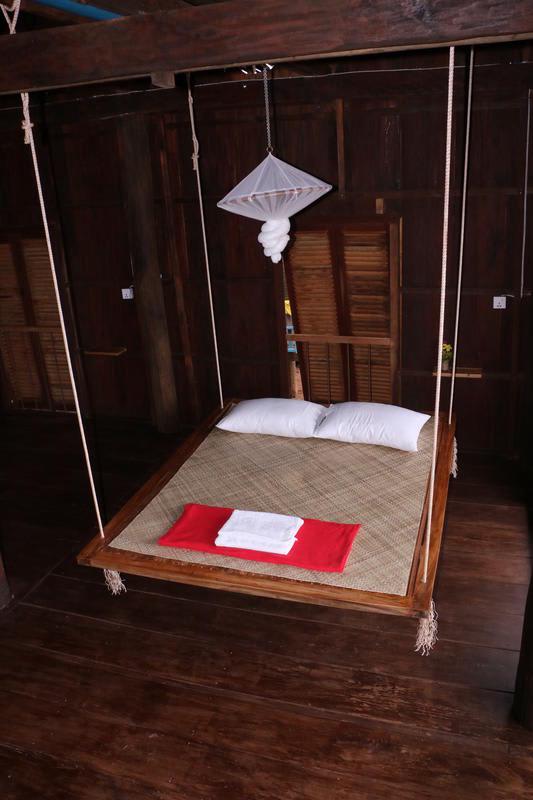 ST 63 Home Stay & Tour Kampong Khleang photo 1