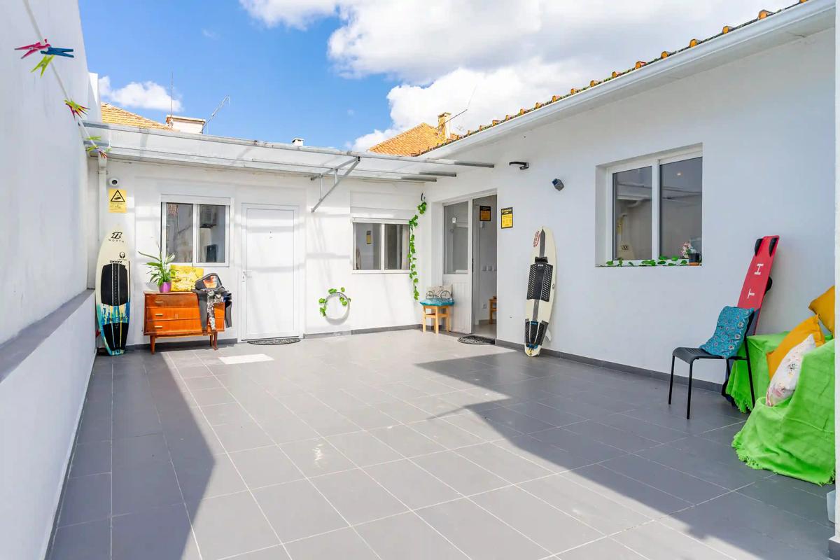 Caparica Poshtel photo 4