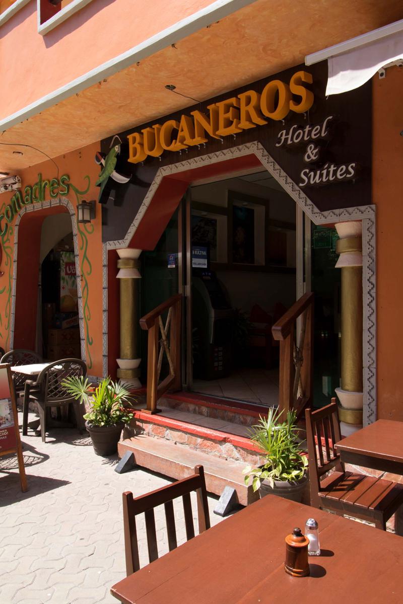 Hotel & Restaurant Bucaneros photo 3