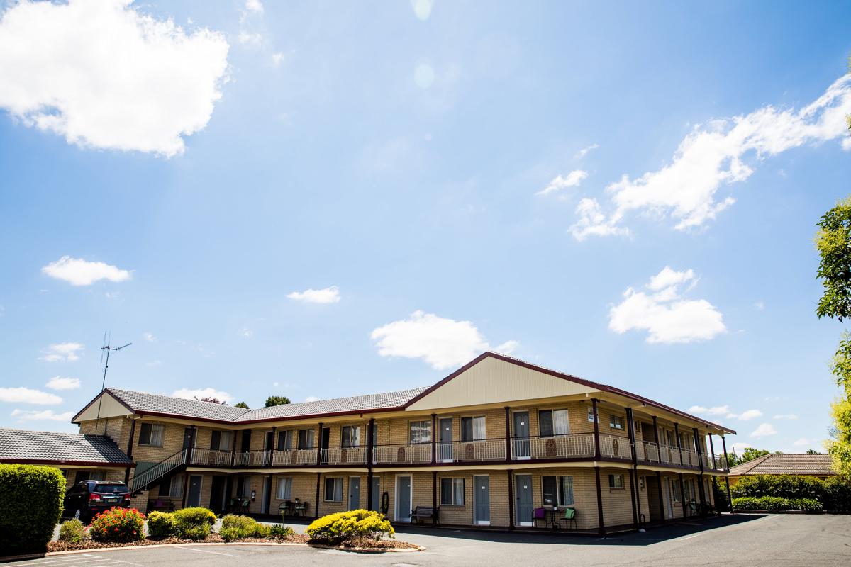 Lilac City Motor Inn & Steakhouse photo 1