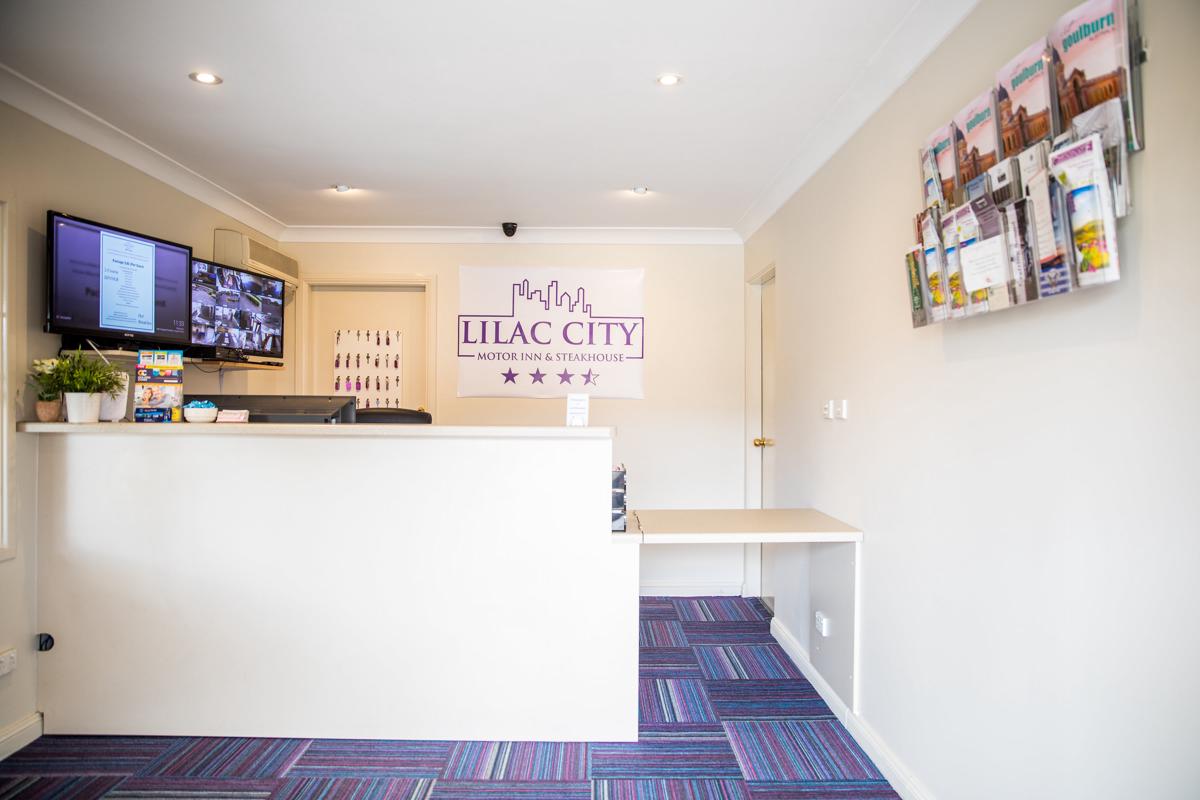 Lilac City Motor Inn & Steakhouse photo 5