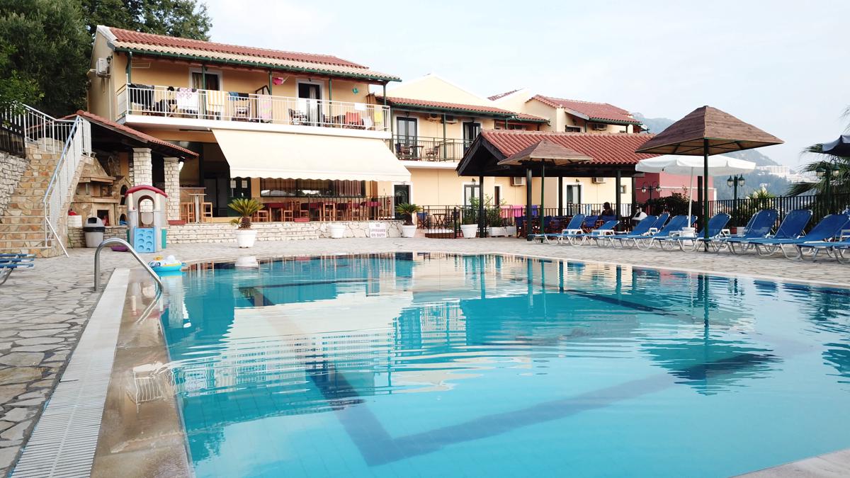 Kerkyra Beach Hotel & Apartments photo 1