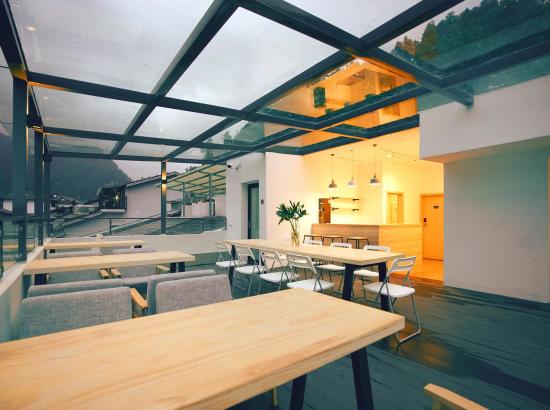 Travel of Swan Int'l Youth Hostel (Zhangjiajie) photo 3