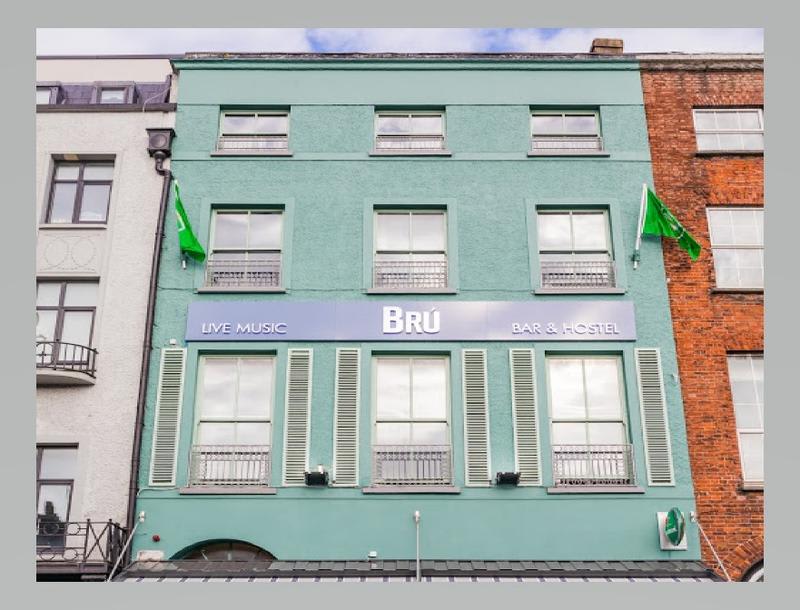 Bru Bar & Hostel photo 1
