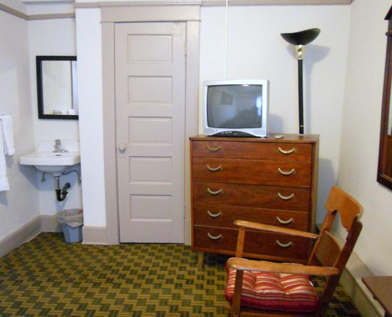 Pacifica Hotel photo 3