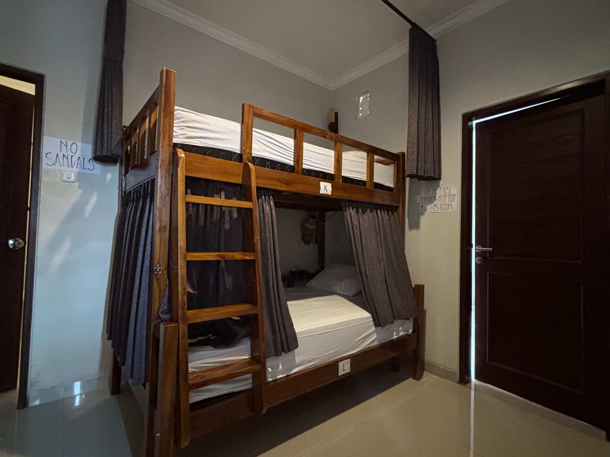 Suwardika Homestay and Dormitory photo 4