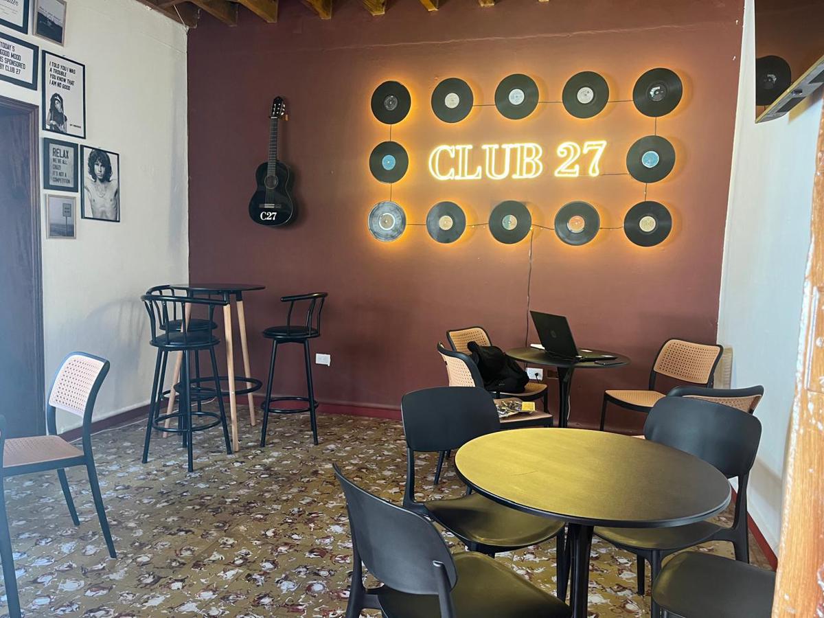 Club 27 - Hostal, Cafe & Spa photo 3