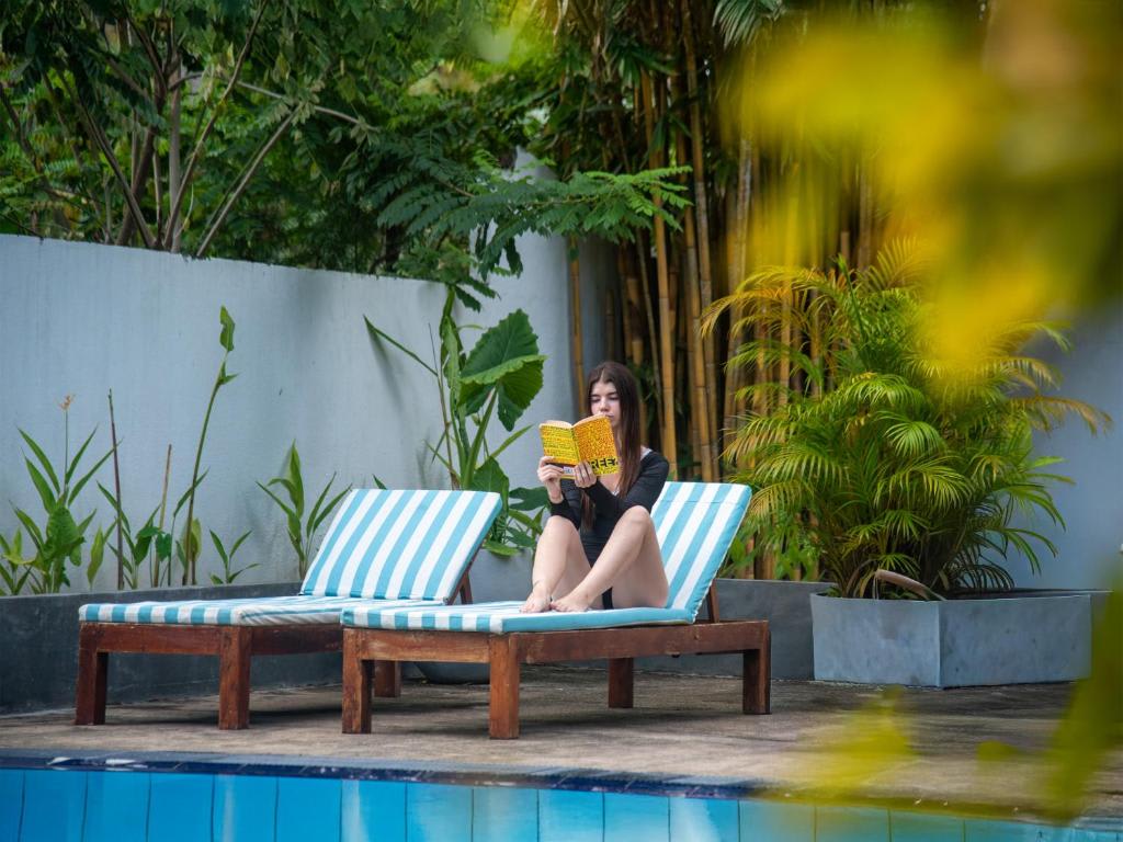 Surf & Zen Conomad - Habaraduwa photo 2