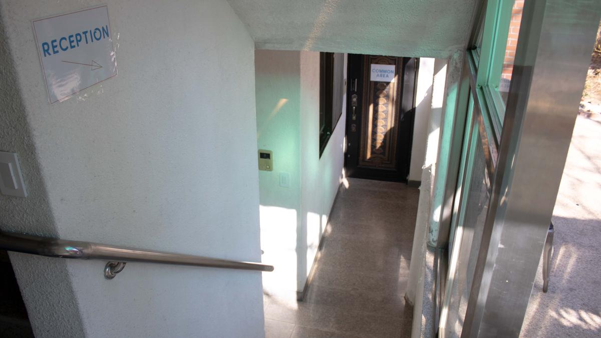 Ocean's Guesthouse - Foreigners Only photo 4