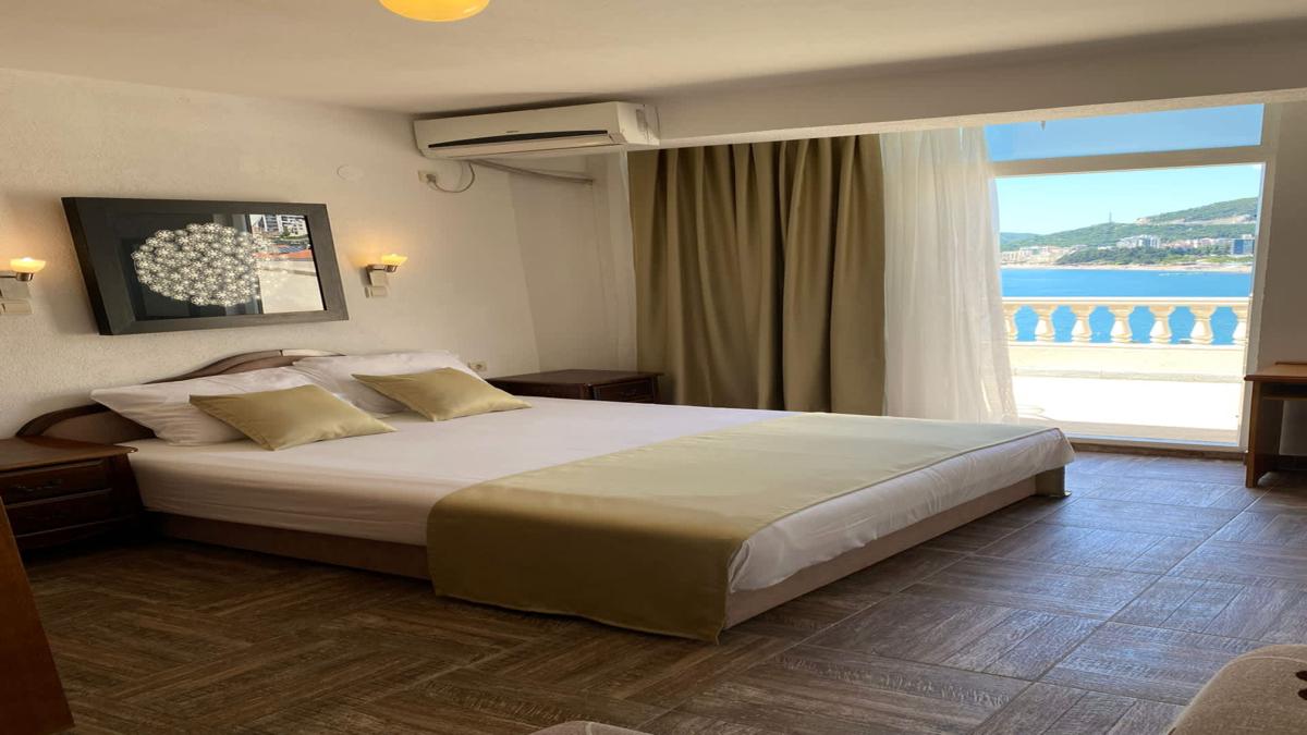 Hotel Kuc photo 2