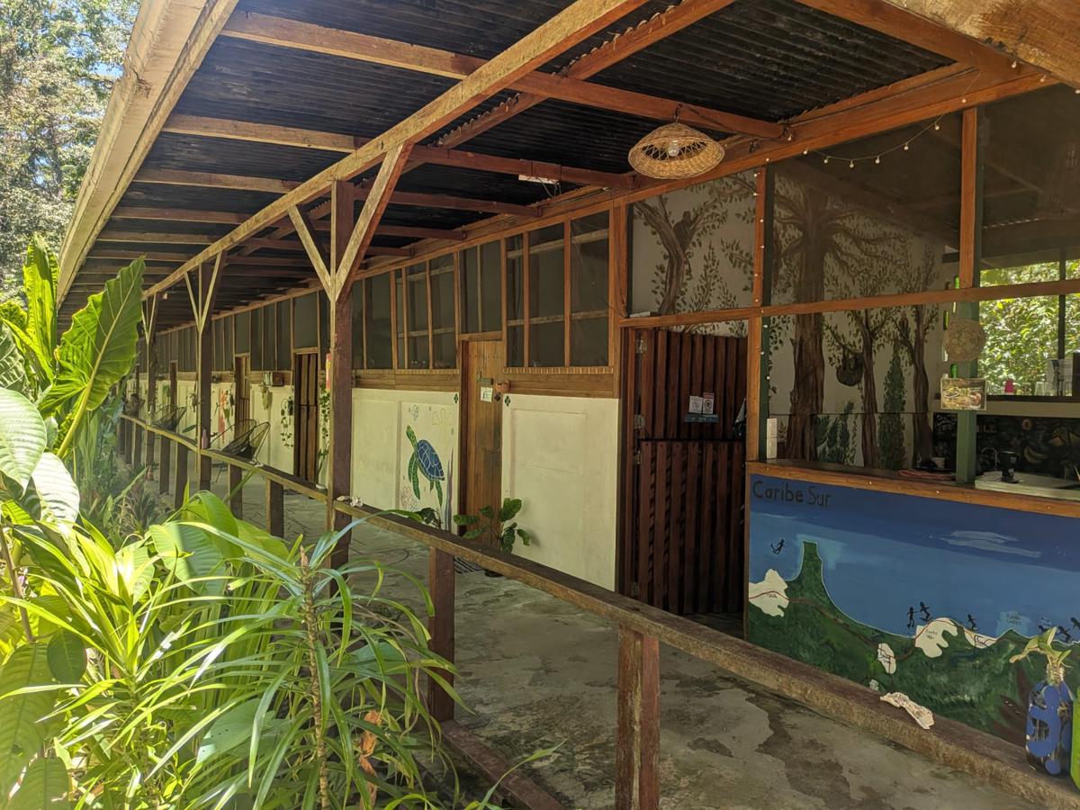 Smile Jungle Hostel photo 2