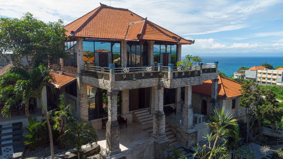 Uluwatu Mansion Hostel photo 1