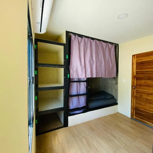 The 10 Club Hostel photo 5