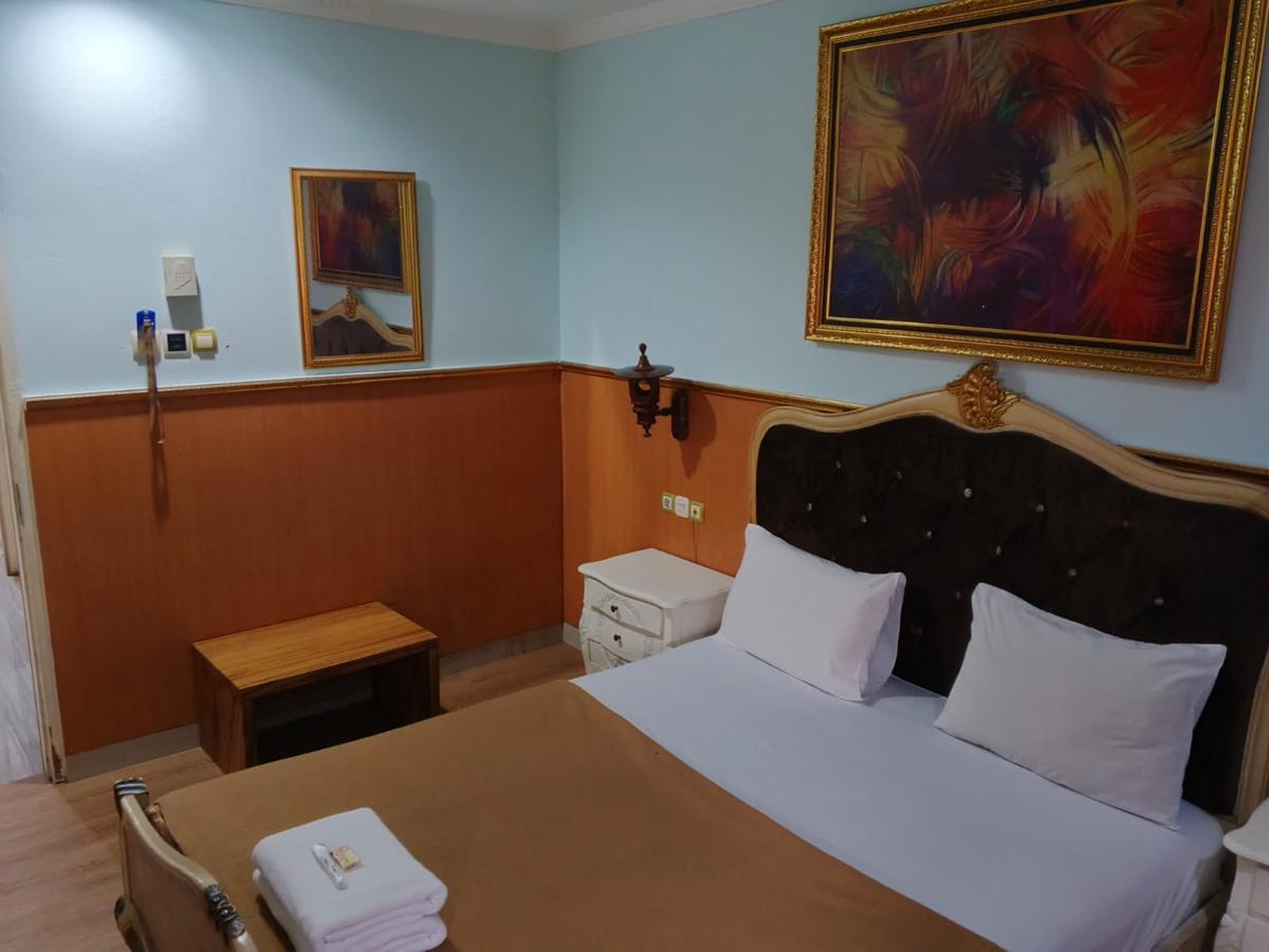 Grand Batik Inn photo 3
