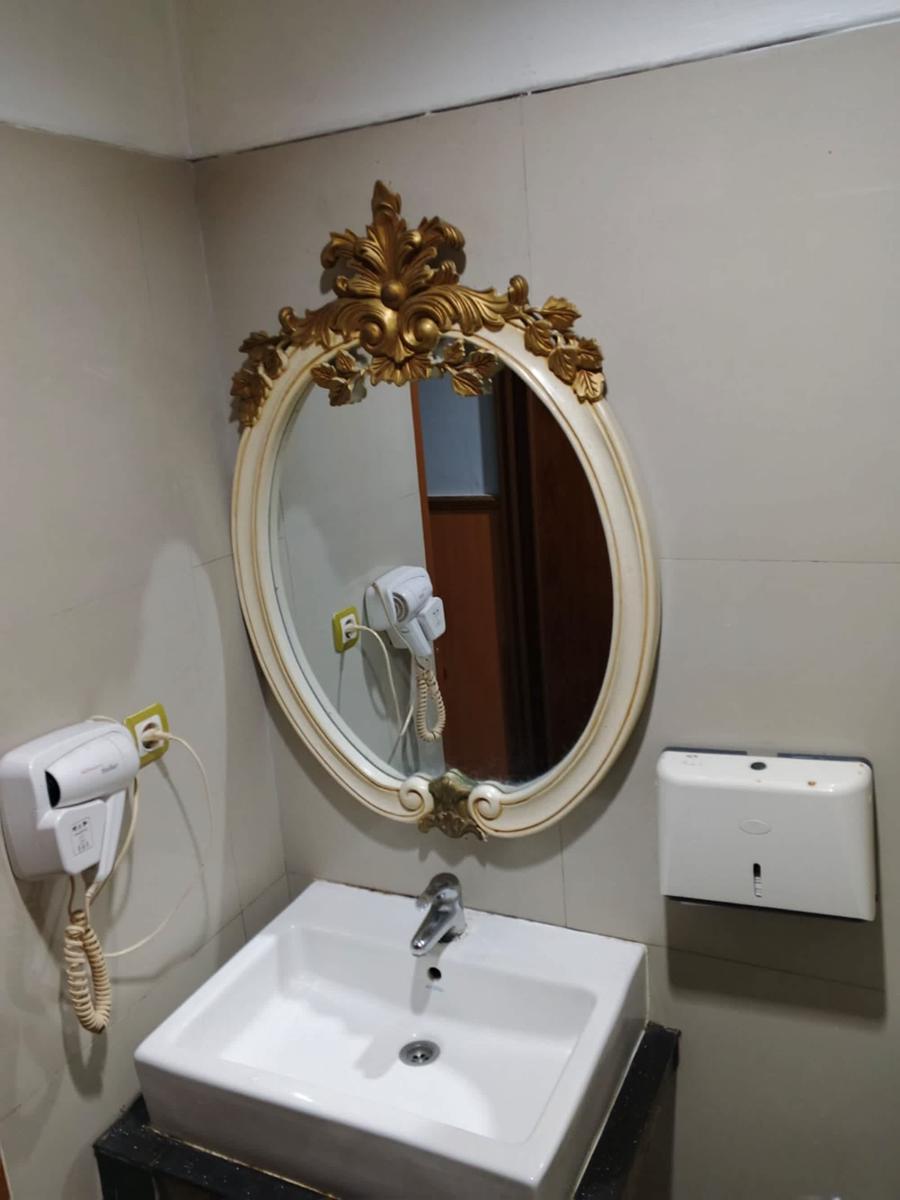 Grand Batik Inn photo 4