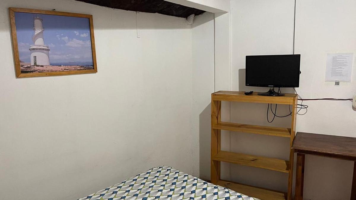Hostal La Fuente photo 2