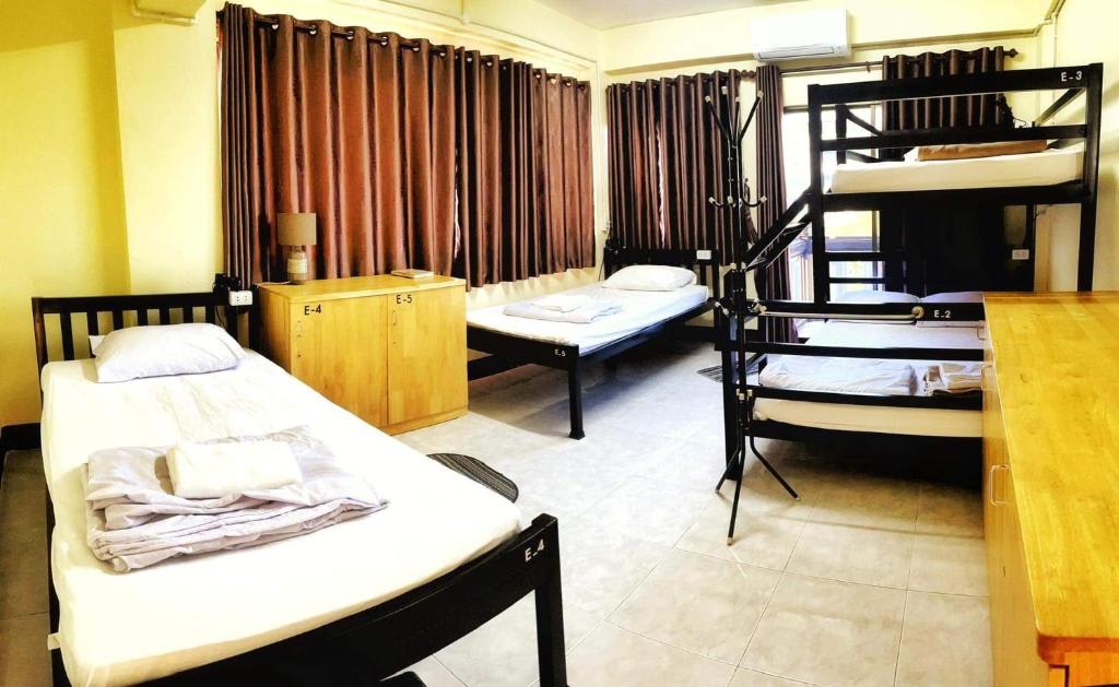 Inncome Hostel photo 2
