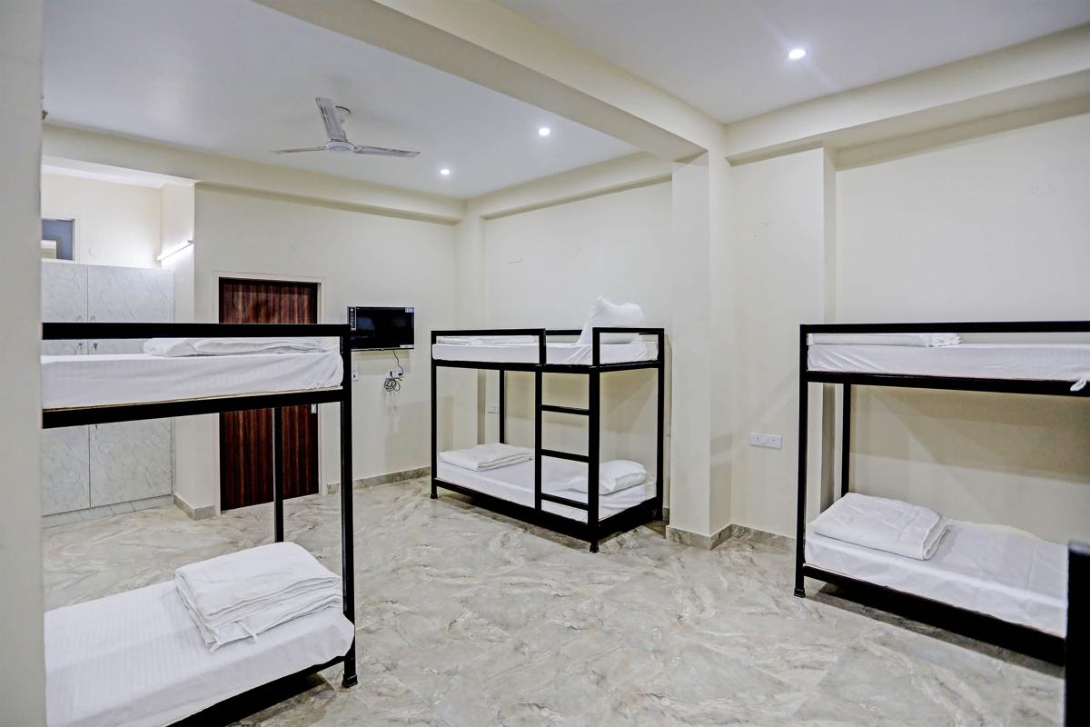 Hostel S B Guest House photo 4