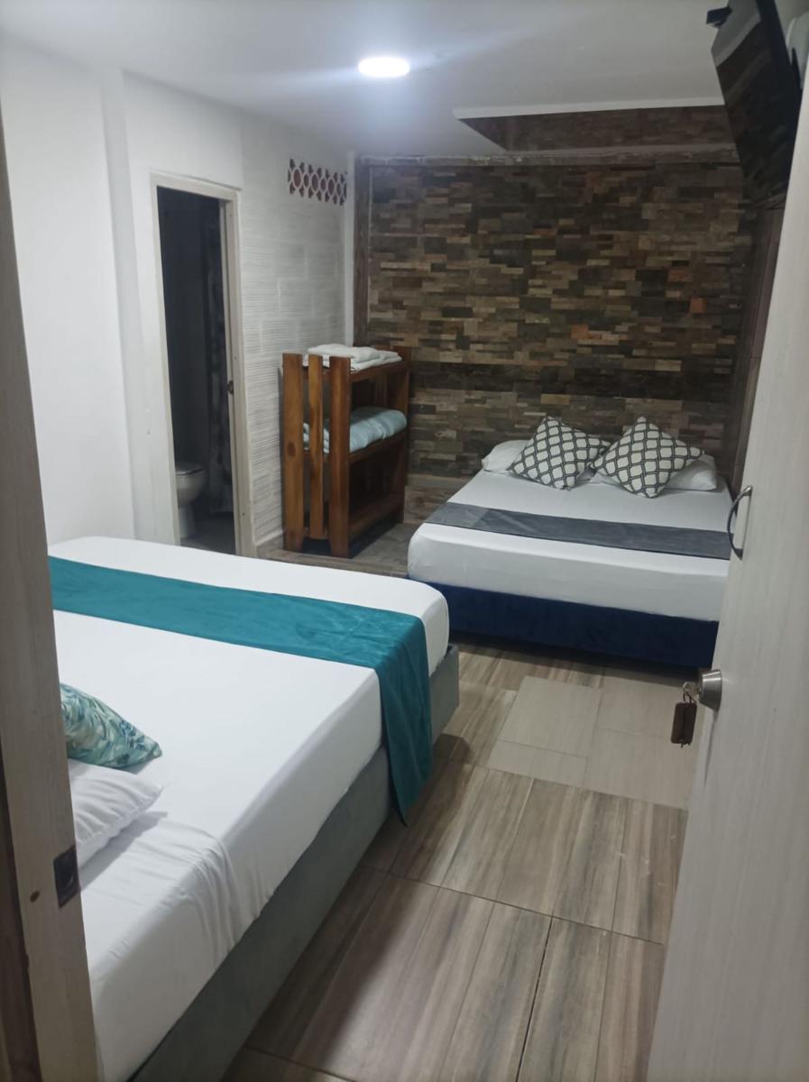 Hostal Catalleya photo 2