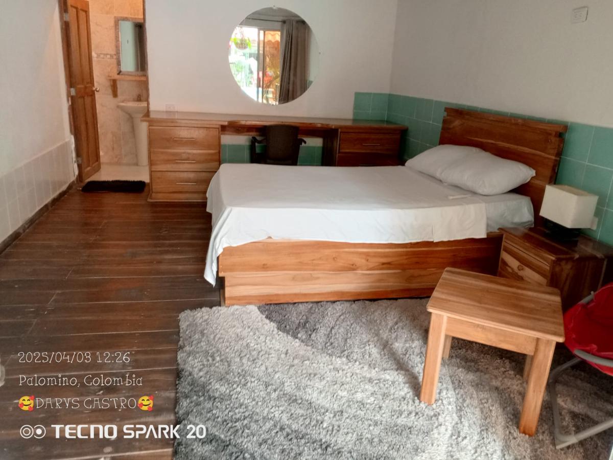 Hostal Hilltop Palomino photo 4