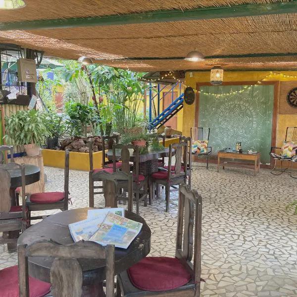 Montaña Linda Hostel Orosi photo 5