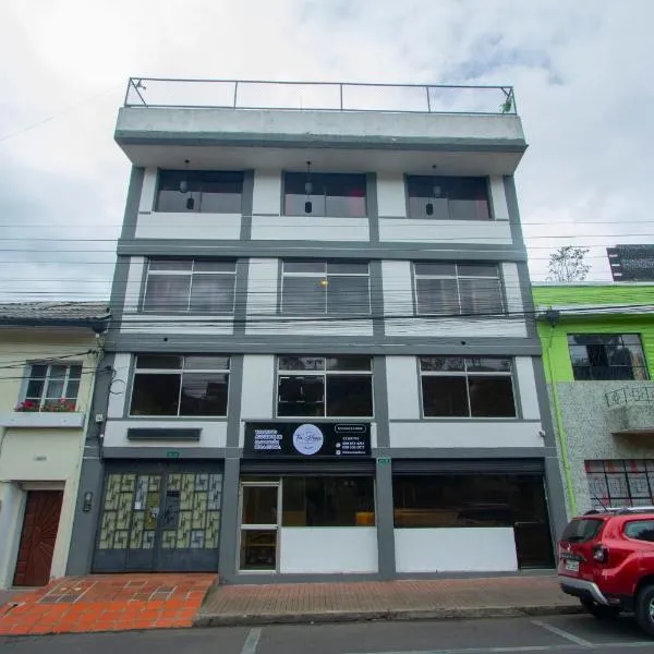 Tin House Quito photo 5