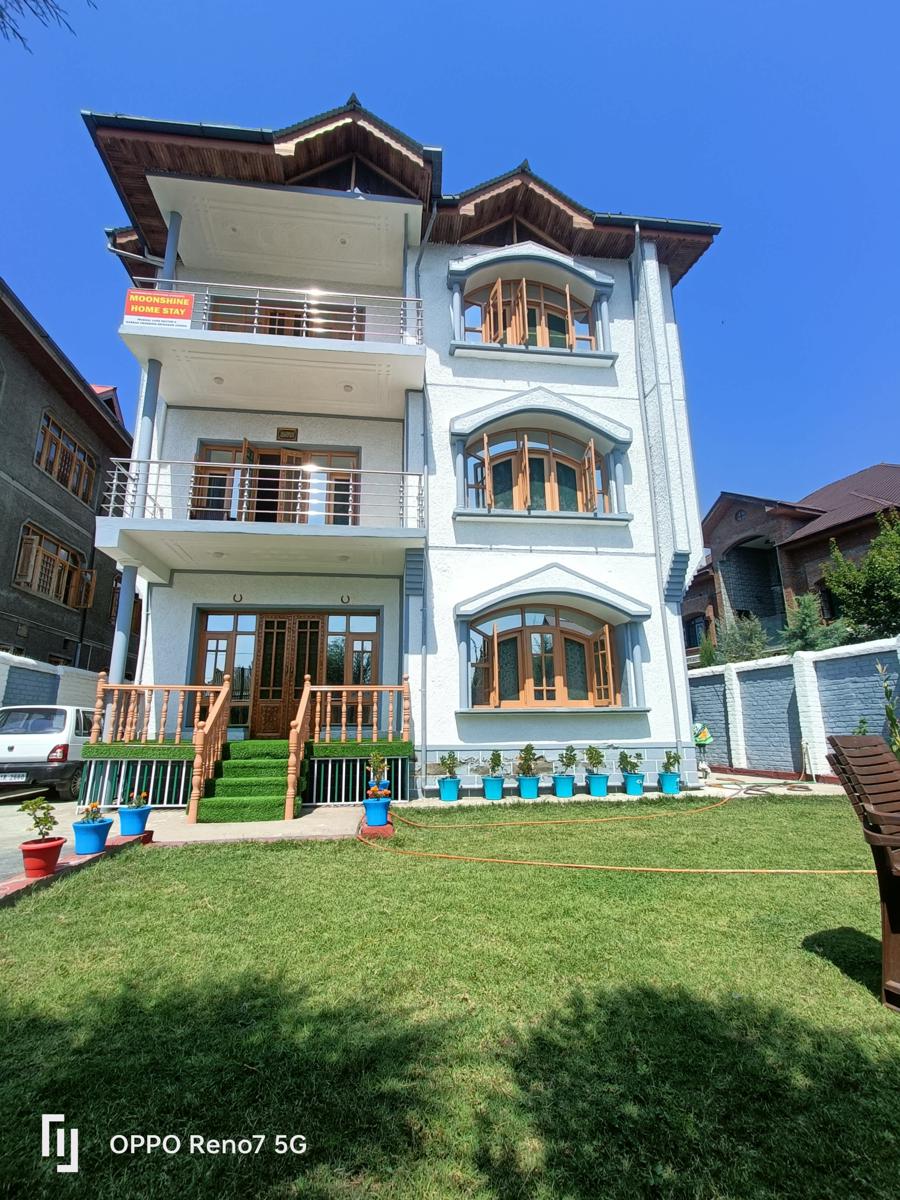 Moonshine Home stay photo 3