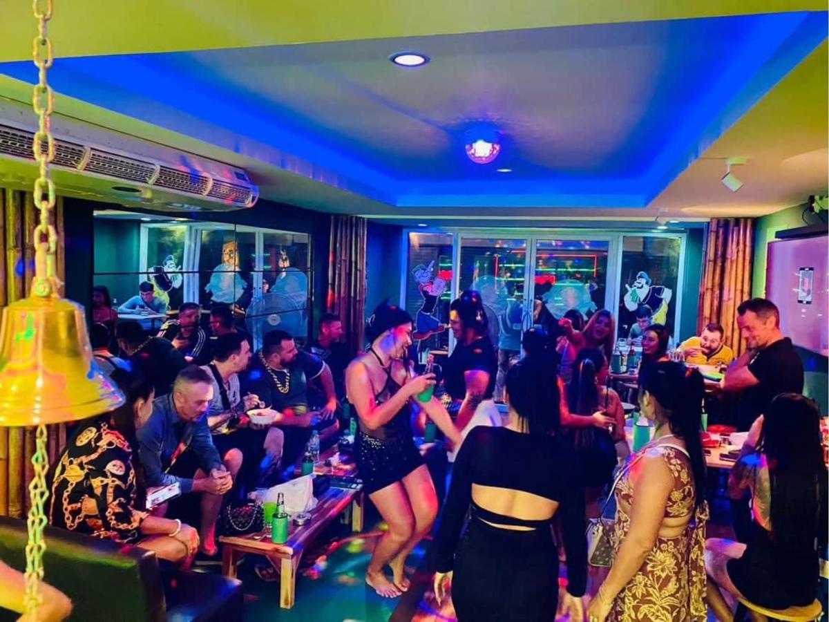 Popeyes Hostel, Coffeeshop & Beer Bar photo 1