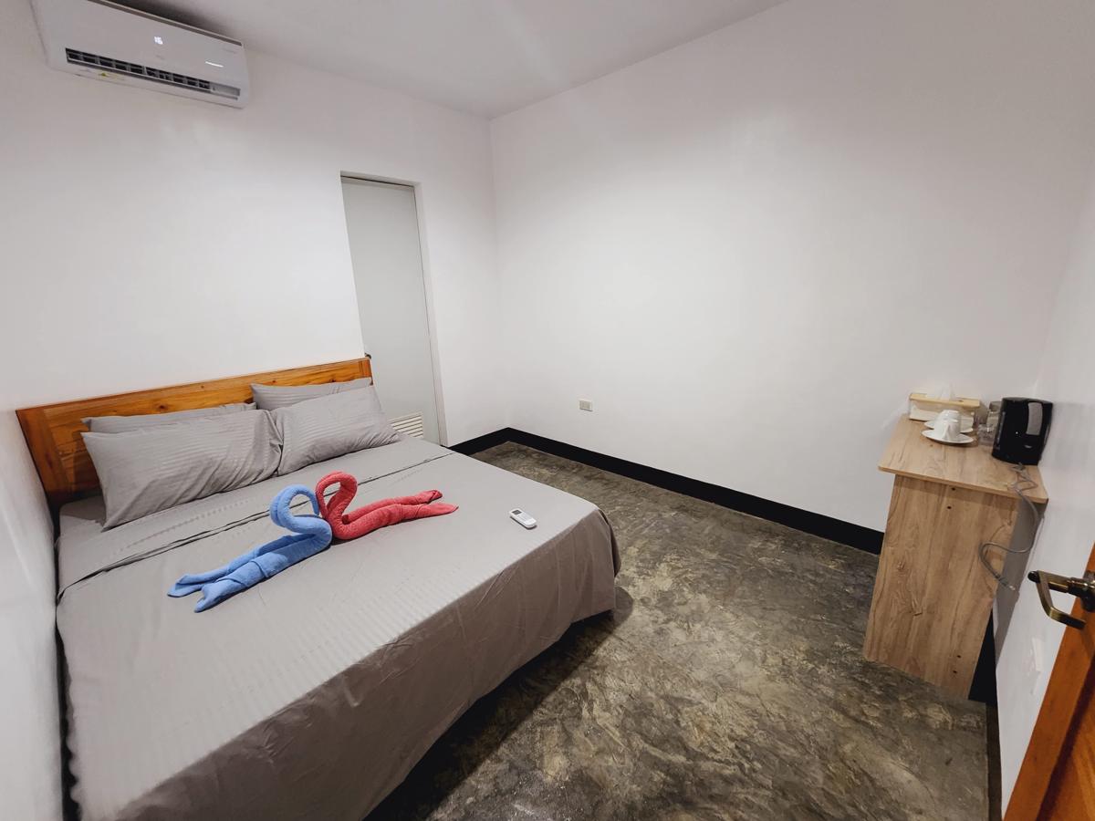 HYD Hostel Moalboal photo 4