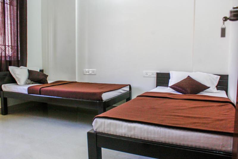 Transit Dorms- A Backpackers Inn & Hostel photo 4