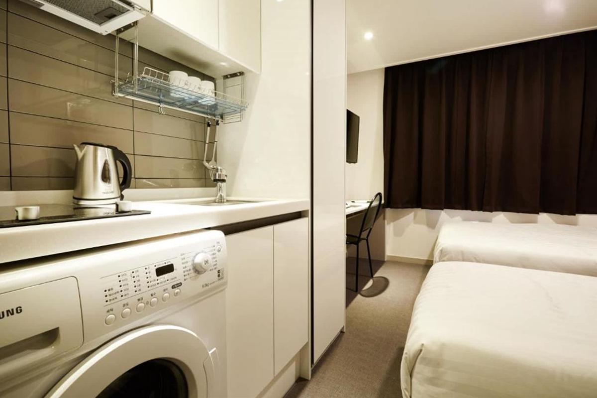 Top Hotel & Residence photo 1