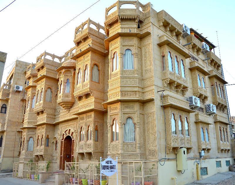 Hotel Royal Haveli photo 2