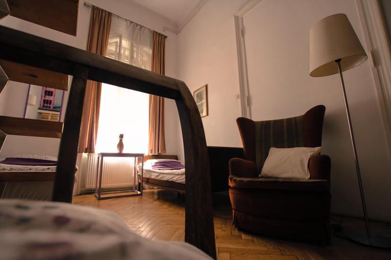 Green Bridge Hostel and Apartments photo 3