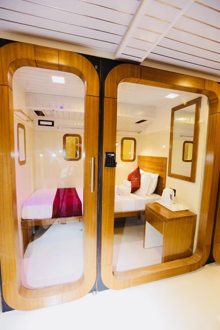 Qubestay Airport Capsule Hotel & Hostel photo 1